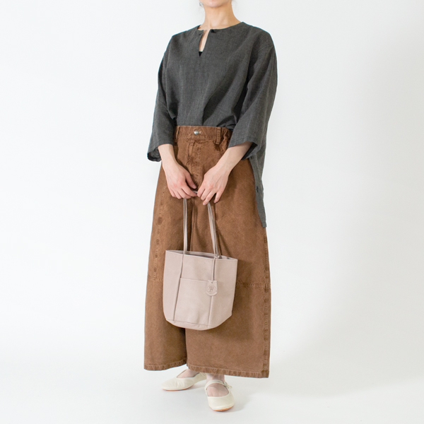 身長：162cm(BLACK)