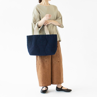 rectangle 半藍・身長162cm rectangle 半藍・身長162cm