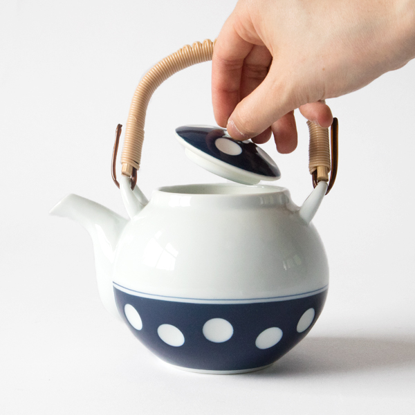 水玉 土瓶　茶の間
