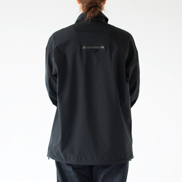 身長：162cm(BLACK-S)