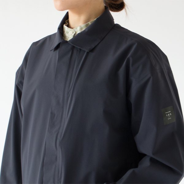 襟がすっきりとしたデザイン(NAVY-S)