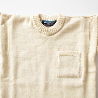 UNISEX クルーネックニット ポケット付き ／GUENSEY WOOLLENS