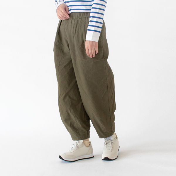身長：162cm(KHAKI)