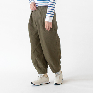 ヴィンテージ馬布 裾ダーツタックパンツ／ZUTTO（ズット）｜愛着