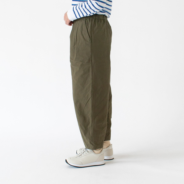 身長：162cm(KHAKI)