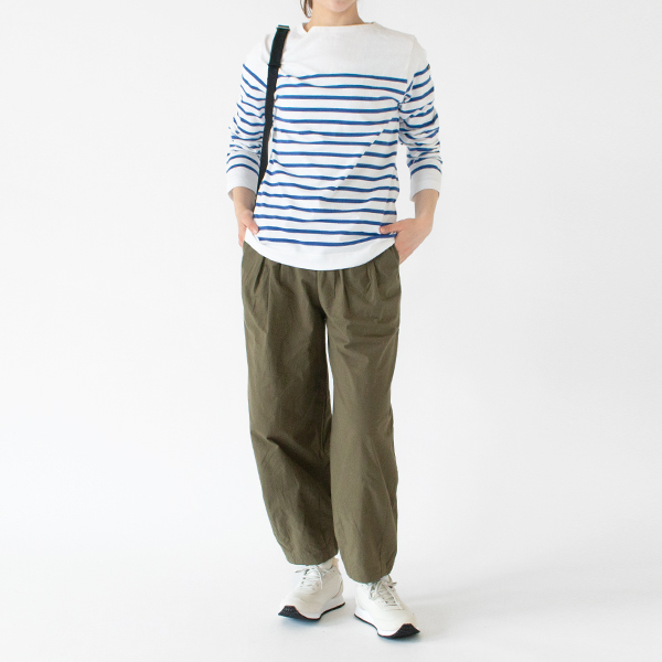 身長：162cm(KHAKI)