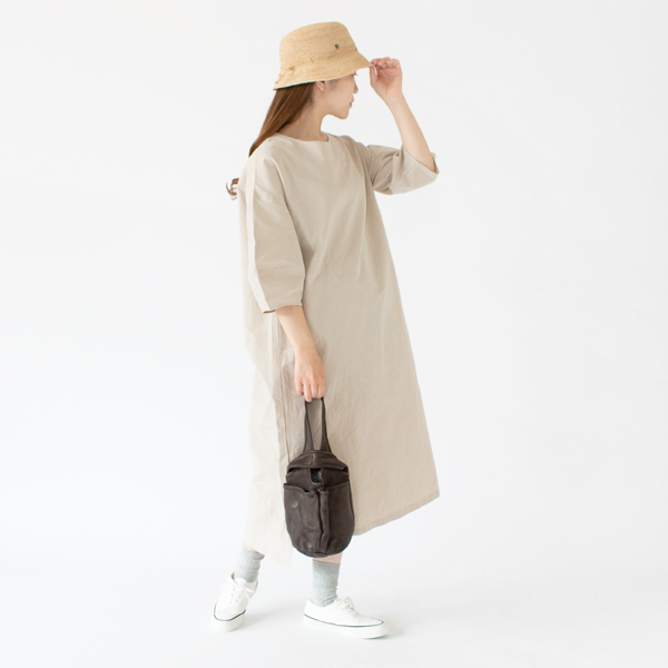 見た目も着心地も爽やかなワンピース(BEIGE・身長162cm)