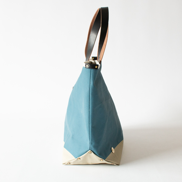 GREISH BLUE x CELADON GREISH BLUE x CELADON