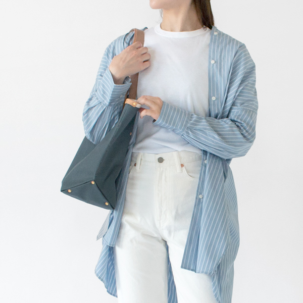 INDIGO・身長162cm INDIGO・身長162cm