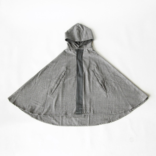 Junior bath cape