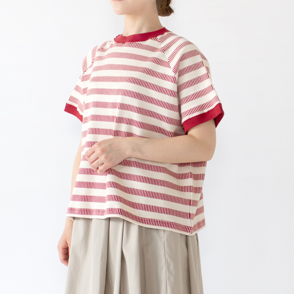 RED・身長162cm