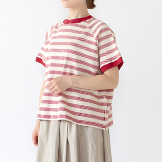 RED・身長162cm RED・身長162cm