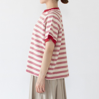 RED・身長162cm RED・身長162cm
