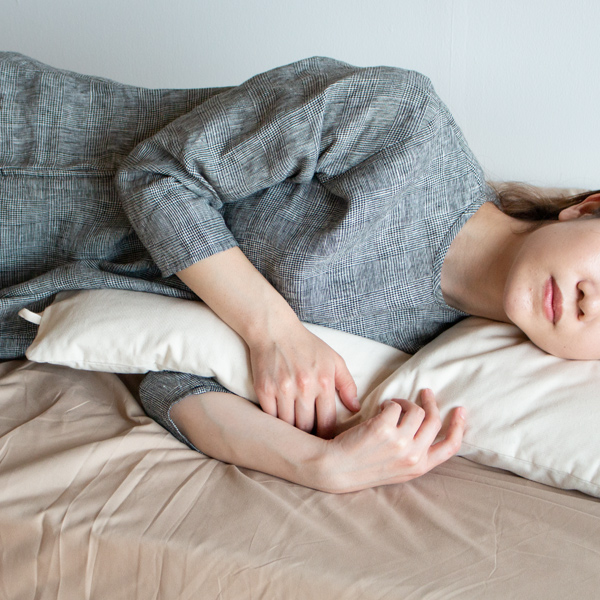 抱き枕のようにして眠ることも可能です