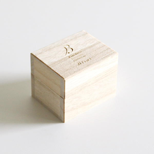 化粧箱