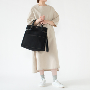 BLACK・身長162cm BLACK・身長162cm