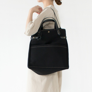BLACK・身長162cm BLACK・身長162cm