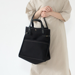 BLACK・身長162cm BLACK・身長162cm