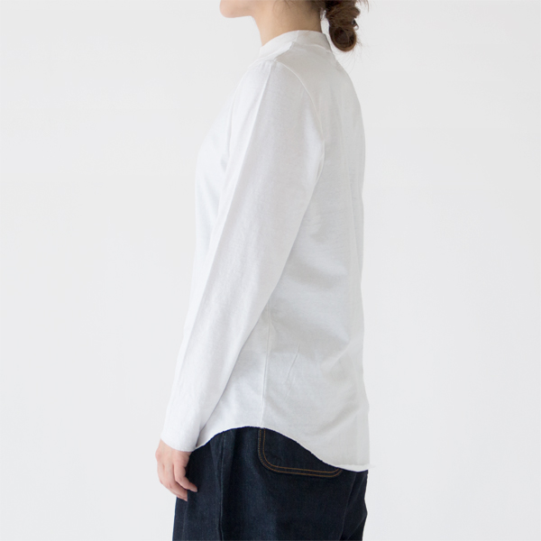 身長:162cm(モックネック/WHITE(M)) 身長:162cm(モックネック/WHITE(M))