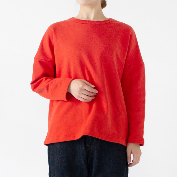 身長：162cm(RED)