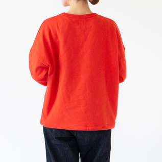 身長：162cm(RED)