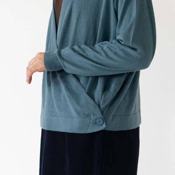 MID BLUE・身長162cm