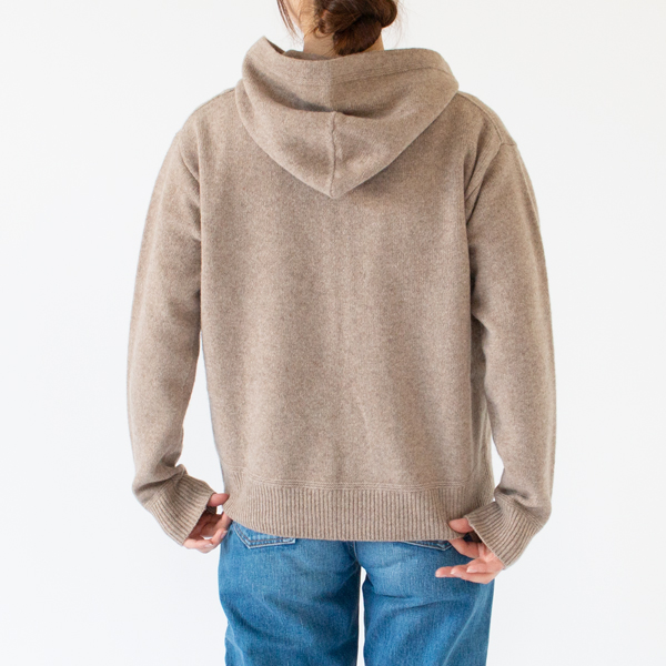 BEIGE・身長162cm BEIGE・身長162cm