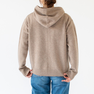 BEIGE・身長162cm BEIGE・身長162cm