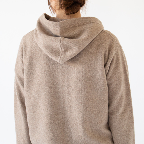 BEIGE・身長162cm BEIGE・身長162cm