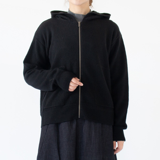 BLACK・身長162cm BLACK・身長162cm