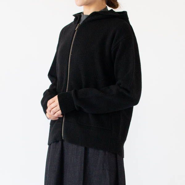 BLACK・身長162cm BLACK・身長162cm