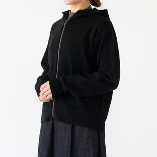 BLACK・身長162cm BLACK・身長162cm