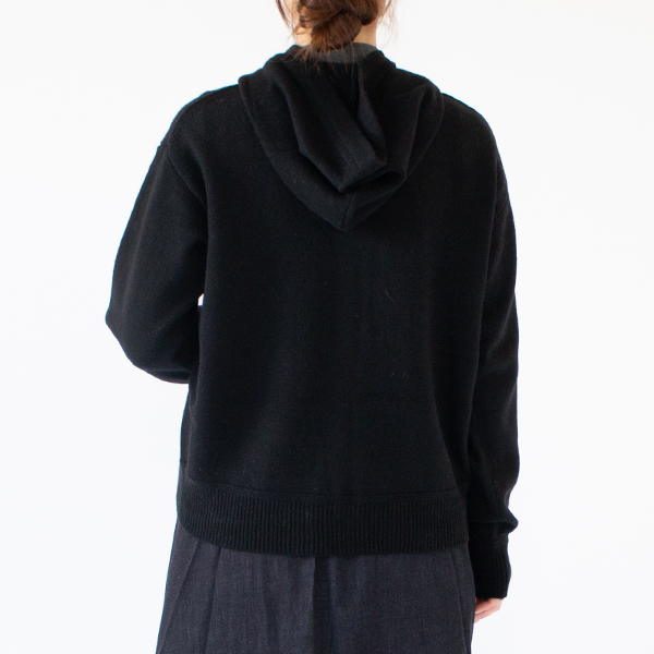 BLACK・身長162cm BLACK・身長162cm