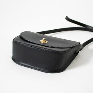 ショルダーバッグ FRANCIS／Mimi（ミミ）｜愛着を持ってずっと使いたい