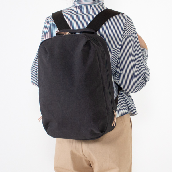 身長：162cm(DARK GREY)