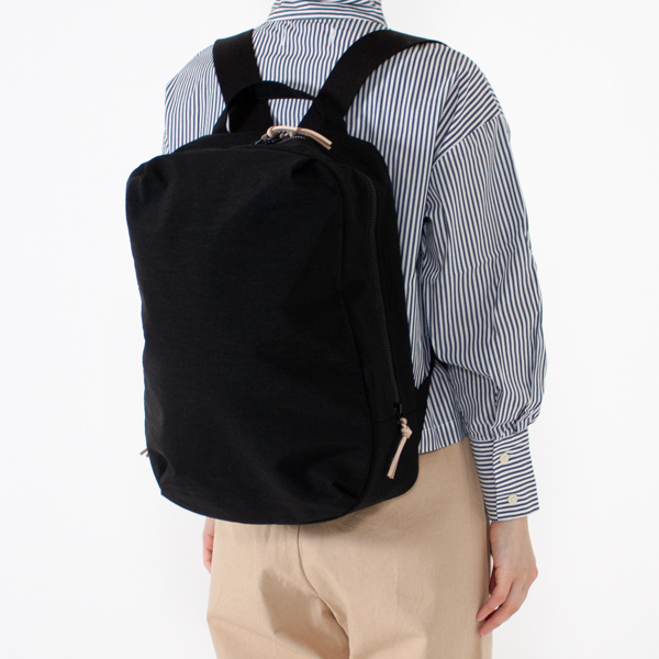 身長：162cm(BLACK)