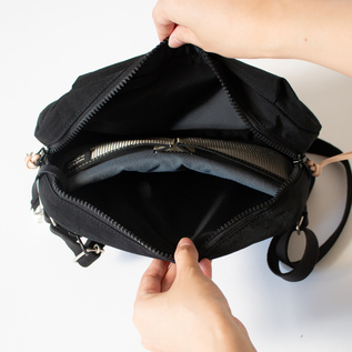 開けたところ(BLACK) 開けたところ(BLACK)