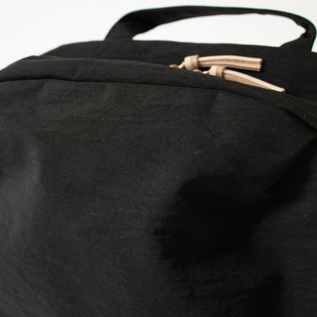 ヌメ革のついた開けやすいファスナー(BLACK) ヌメ革のついた開けやすいファスナー(BLACK)