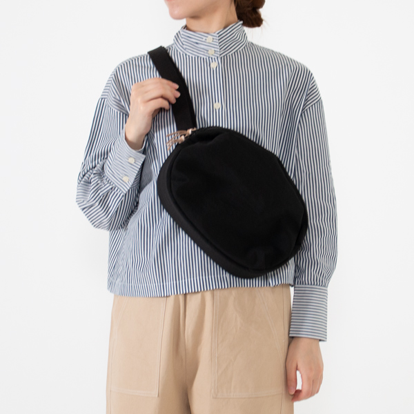 身長：162cm(BLACK)