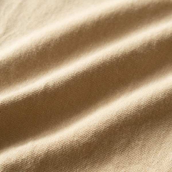 薄手ですがしっかりとしたデニム生地(BEIGE)