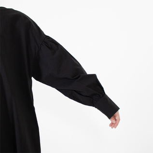 身長：162cm(BLK)