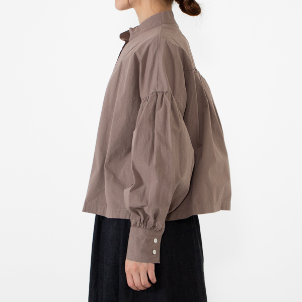 身長：162cm(GRY)