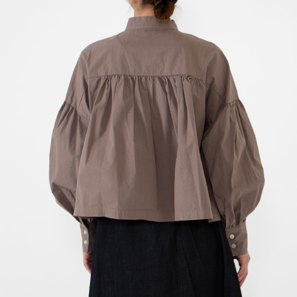 身長：162cm(GRY)