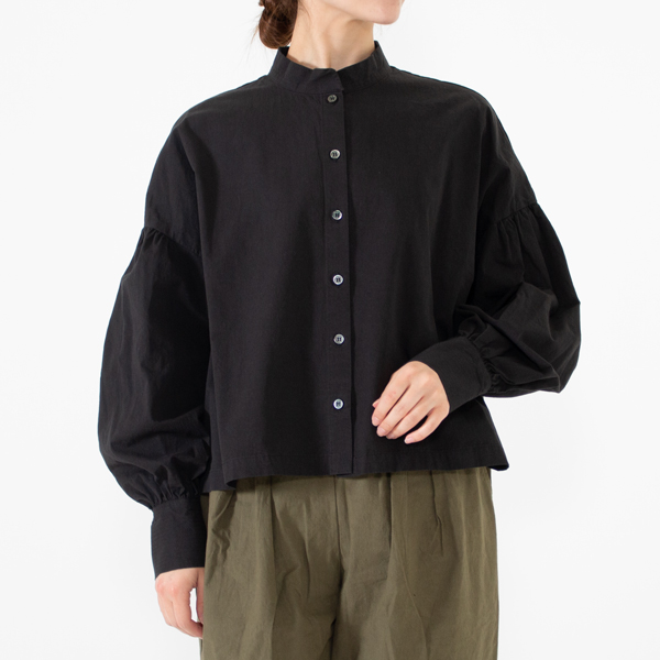 身長：162cm(BLK)