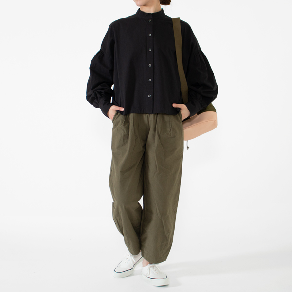 身長：162cm(BLK)