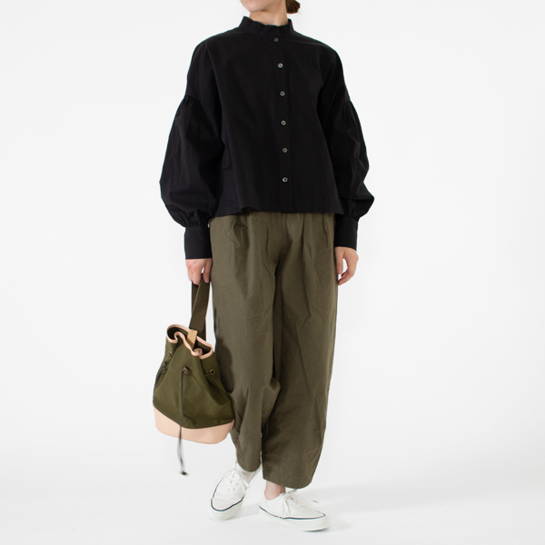身長：162cm(BLK)