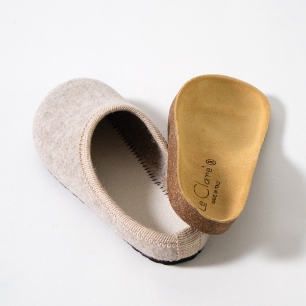 インソールは取り外し可能(BEIGE)