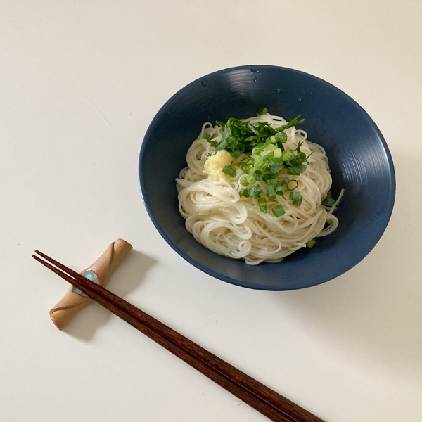 夜食を入れたり（そうめん0.5人前）