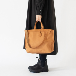 CAMEL・身長162cm ※チャームは付属していません。 CAMEL・身長162cm ※チャームは付属していません。