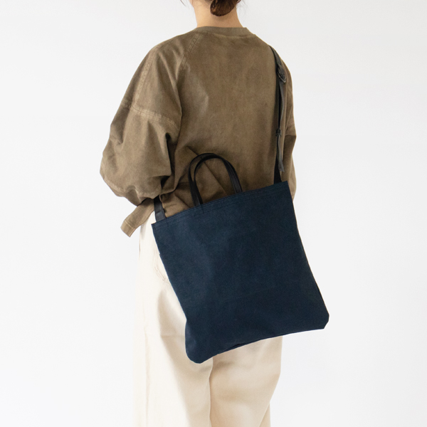 NAVY BLUE・身長162cm